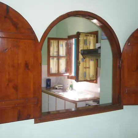 Manos Studios & Apartments Skopelos Town