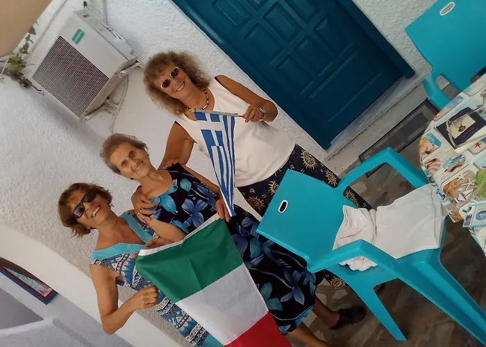 Manos Studios & Apartments Apartment