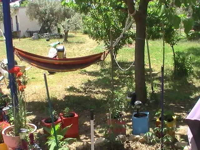 Manos Studios & Apartments Skopelos Town