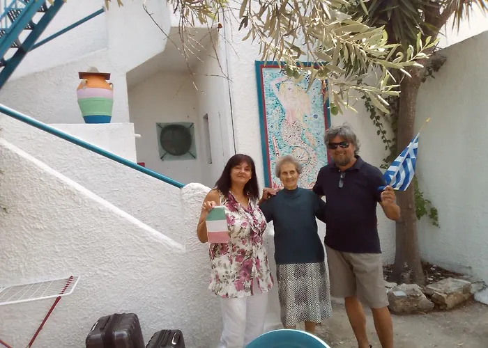 Manos Studios & Apartments Apartment *