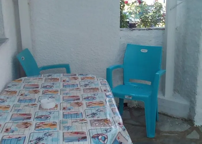 Apartment Manos Studios & Apartments *