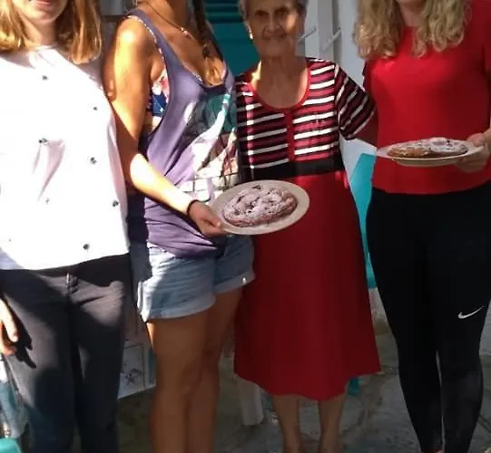 Manos Studios & Apartments Apartment