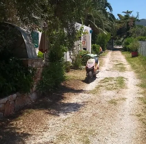 Manos Studios & Apartments Apartment *